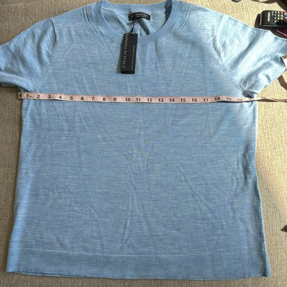 Banana Republic extra fine Marino wool size large baby blue pullover sweater NWT - Picture 5 of 7